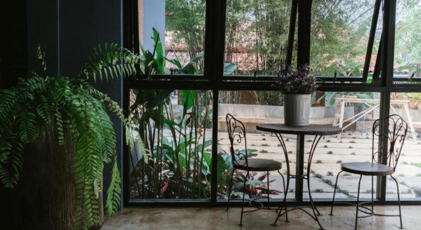 Hug Inn Phrae Eksteriør bilde